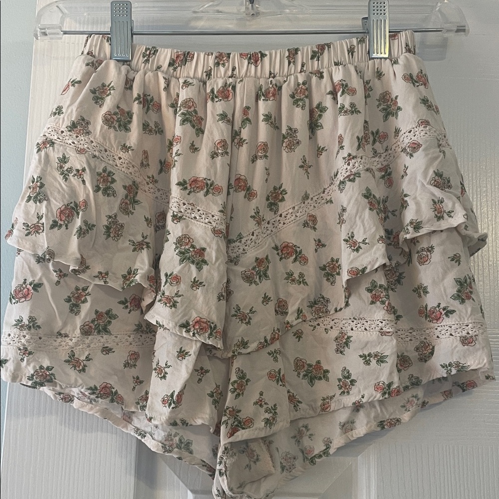 Floral Lace Trim High Waist Shorts